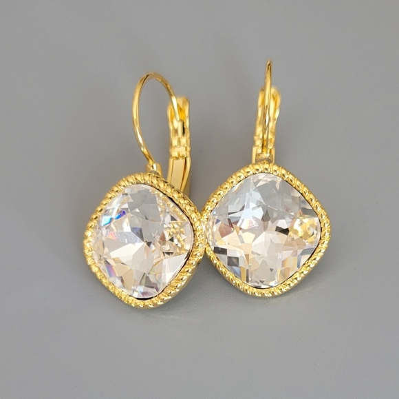 Crystal Earrings in Yellow Gold - Picture 3 of 8